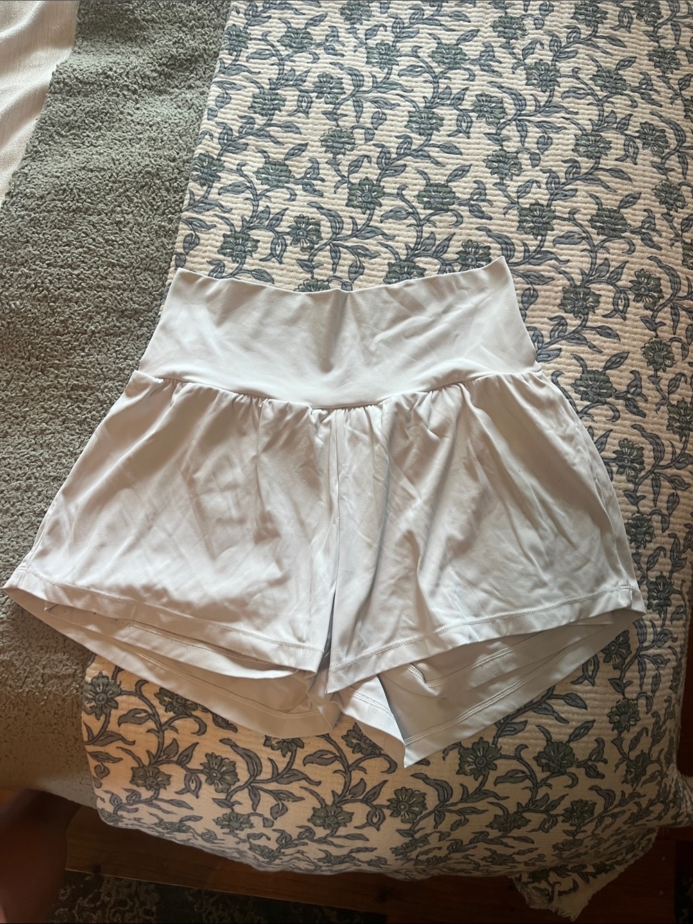 Halara S white high waisted athletic shorts